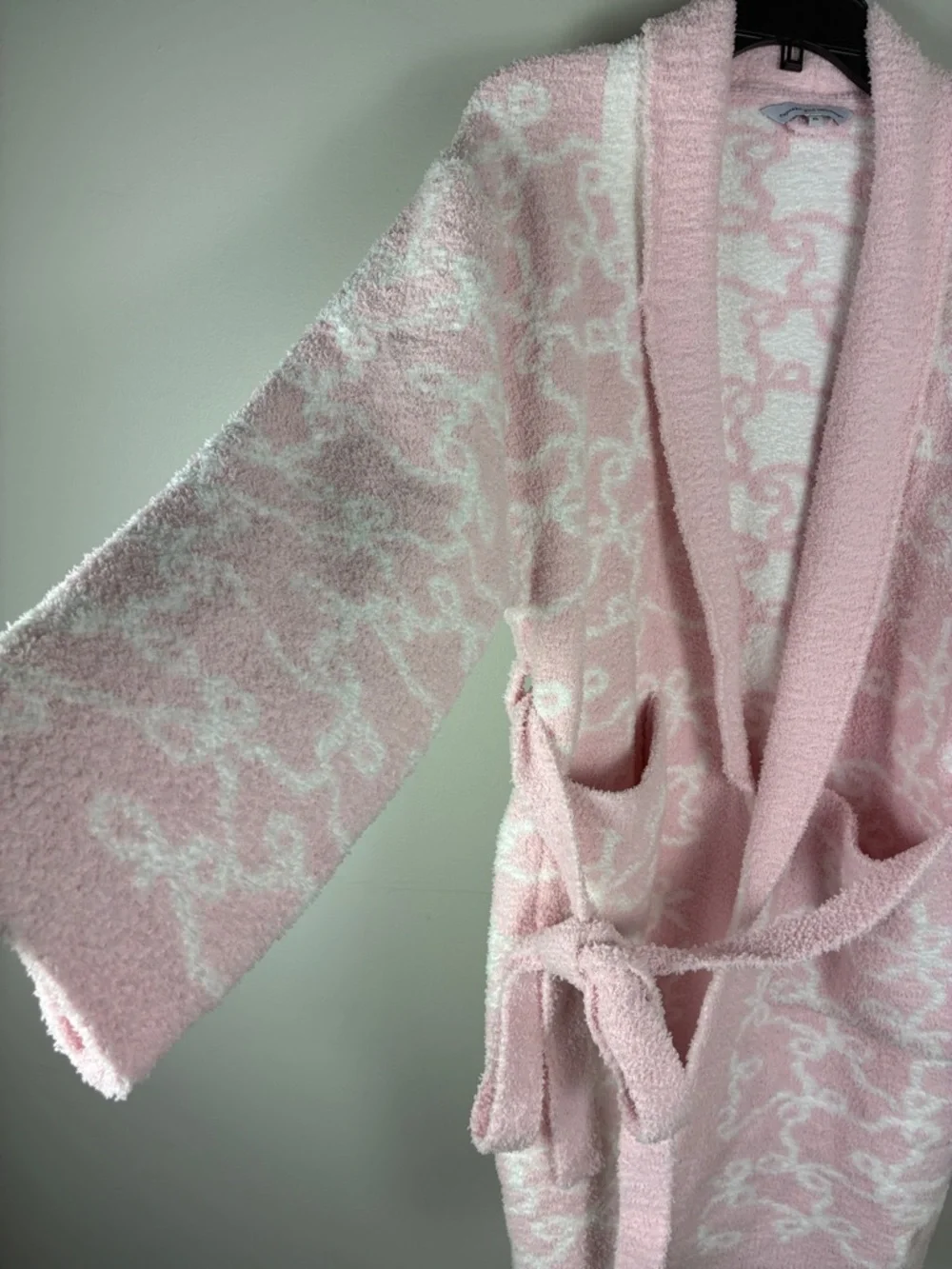 Cupcakes & Cashmere Plush Pink Marled Robe New no Tag Soft Belted